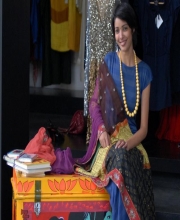 Nida Mahmood Profile images